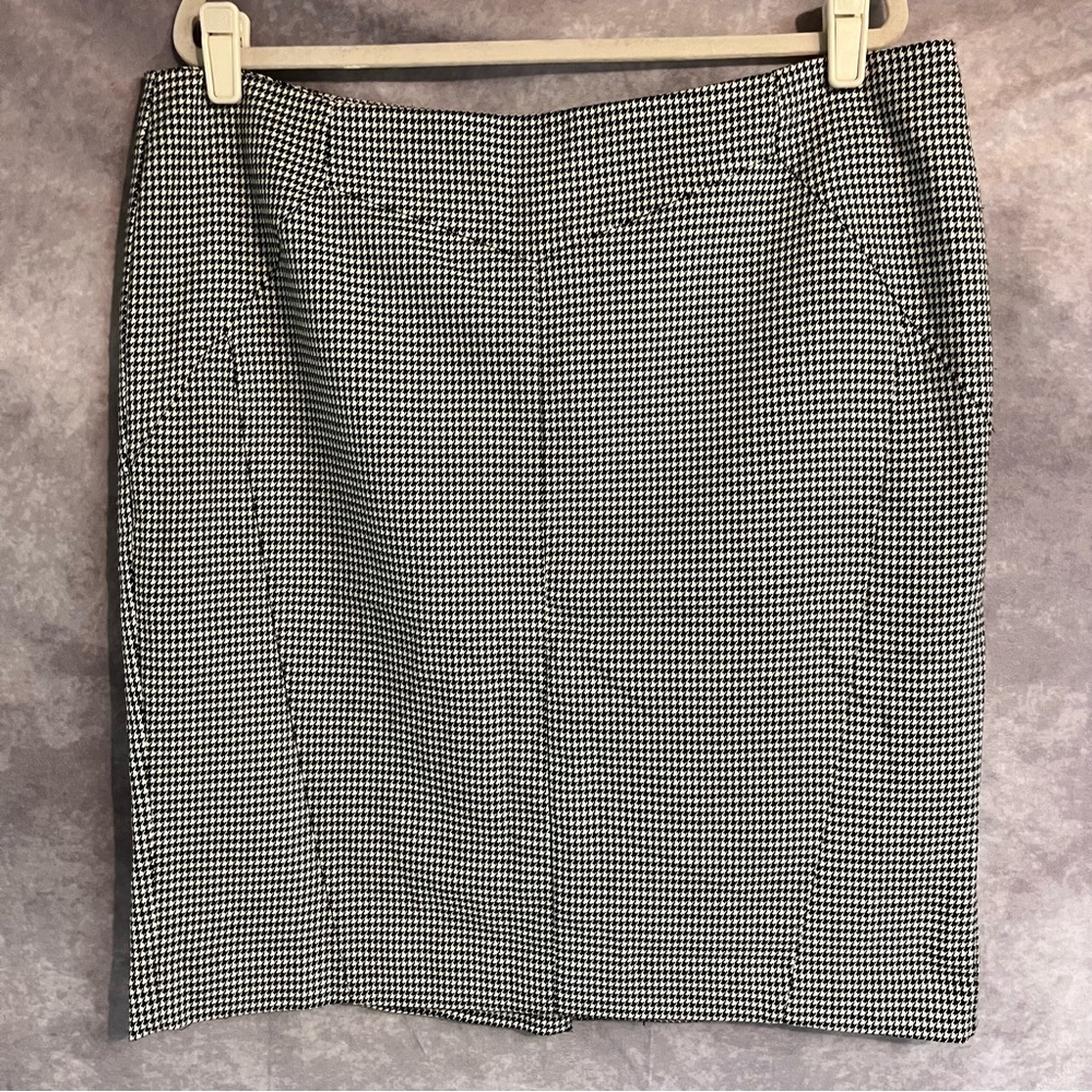 Worthington Black and White Herringbone‎ Checkered Pencil Skirt 18
